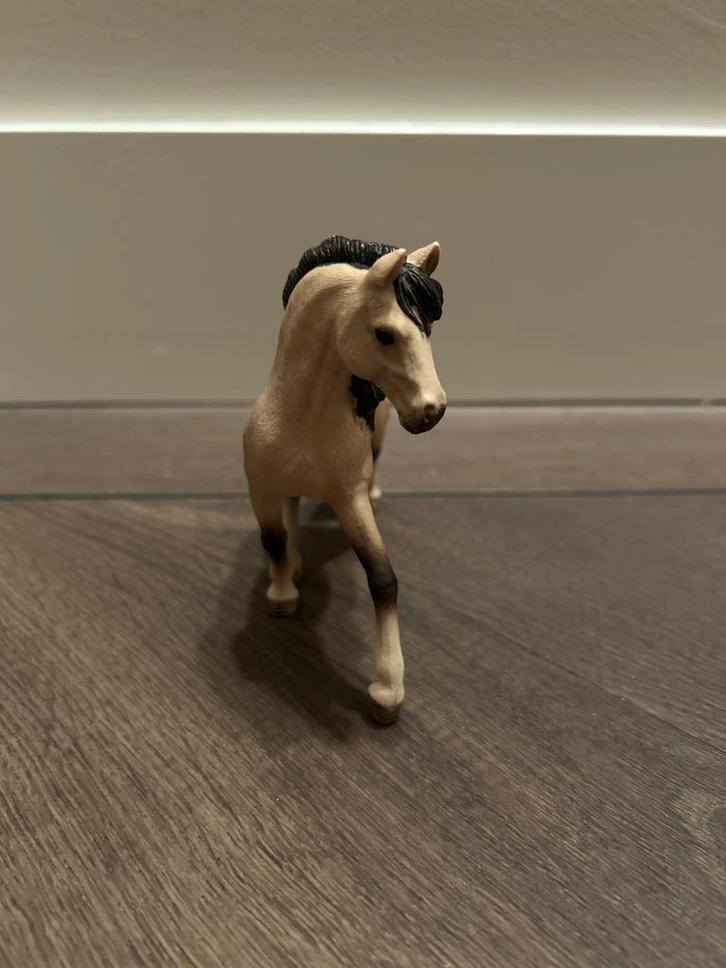 Schleich Andalusier Merrie 13793, Verzamelen, Dierenverzamelingen, Zo goed als nieuw, Beeldje of Figuurtje, Paard, Ophalen of Verzenden