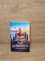 Zomer vol geheimen - Nikola Scott, Ophalen of Verzenden, Zo goed als nieuw