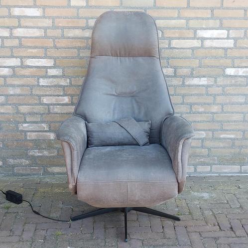 Relaxfauteuil, 2 motoren. Spotprijs, Huis en Inrichting, Fauteuils, Gebruikt, 50 tot 75 cm, Ophalen