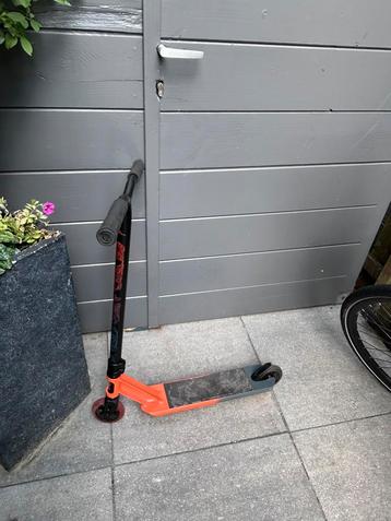 Stuntstep beschikbaar voor biedingen