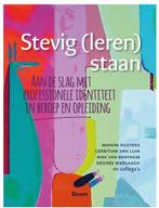 Stevig (leren) staan - ISBN 9789024458417, Boom, Nieuw, Gamma, HBO