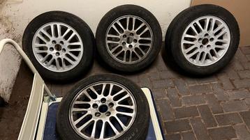 Saab 9-3 Winterbanden 16 inch set met lichtmetalen velgen beschikbaar voor biedingen