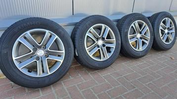 Bi-color lichtmetalen velgen Peugeot 208 207 185/65/15 NIEUW beschikbaar voor biedingen