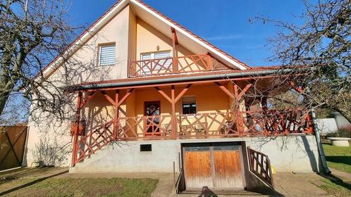 Huis te koop in Hongarije, Huizen en Kamers, Buitenland, Nederland, Woonhuis, Stad