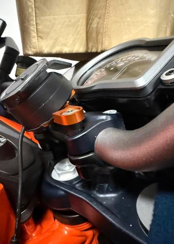 Navi mount TomTom - geanodiseerd oranje KTM 1290 Superduke R beschikbaar voor biedingen