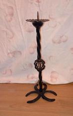Sterke unieke gietijzeren kandelaar met 3 hoefijzers., Ophalen of Verzenden
