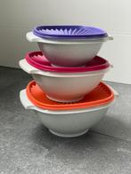 3 Tupperware schalen met sterdeksel, zonnekommen, Ophalen of Verzenden, Zo goed als nieuw, Schaal