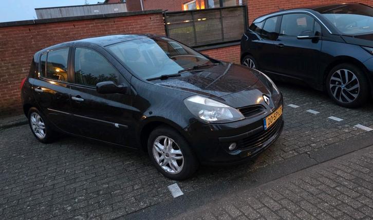 Renault Clio 1.4 16V 72KW 5-DRS E4 2006 Zwart, Auto's, Renault, Clio, Benzine, C, Hatchback, Handgeschakeld, Origineel Nederlands