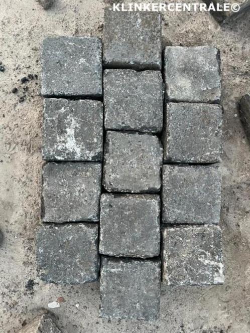 1.000m2 grijs antraciet natuursteen 16x16x12cm klinkers, Tuin en Terras, Tegels en Klinkers, Gebruikt, Klinkers, Natuursteen, 10 m² of meer