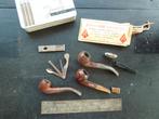 3 oude pijpen, pijpenstamper, aansteker, lepeltje, pin, Ophalen of Verzenden
