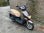 Peugeot Kisbee 2014 bruin, Fietsen en Brommers, Scooters | Peugeot, Ophalen, Gebruikt, Overige modellen, Maximaal 45 km/u