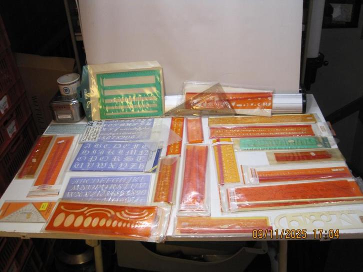 diverse sjablonen cijfers en letters etc in 1 koop (363), Hobby en Vrije tijd, Knutselen, Gebruikt, Overige typen, Verzenden