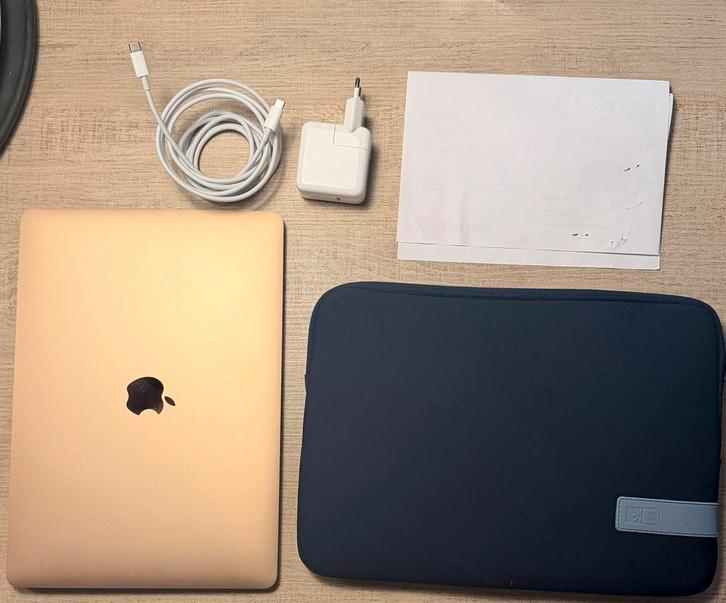 Apple MacBook Air 13-inch (2018) - Gekocht in 2019, Computers en Software, Apple Macbooks, Zo goed als nieuw, MacBook Air, 13 inch