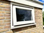 8 stuks uitzet raamkozijnen van 88 cm breed en 66 cm hoog, Ophalen, Gebruikt
