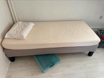 1-persoons bed beschikbaar voor biedingen