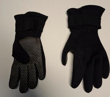 HandschoenenATB / RACE beschikbaar voor biedingen