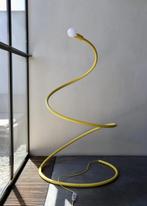 Loopy Lamp Large Mary Pelders & Pieter Vos vloerlamp, Ophalen, Zo goed als nieuw, Kunststof, 150 tot 200 cm