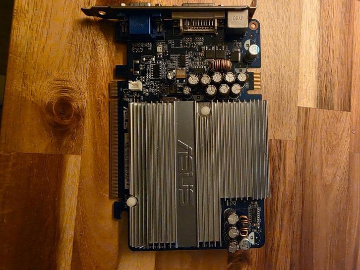 ASUS GeForce 7300 GT Silent 256MB PCI-E videokaart, Computers en Software, Videokaarten, Gebruikt, Nvidia, PCI-Express 1.0, GDDR2