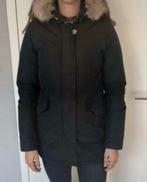 Woolrich Parka Winterjas - Maat S, Kleding | Dames, Jassen | Winter, Ophalen of Verzenden, Zo goed als nieuw, Maat 36 (S), Zwart
