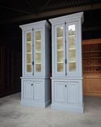Twee franse Vitrinekasten | Hoge smalle buffetkasten #2064, Niet ingevuld, 200 cm of meer, Niet ingevuld, 25 tot 50 cm