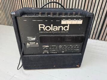 Roland KC-300 Keyboardversterker beschikbaar voor biedingen