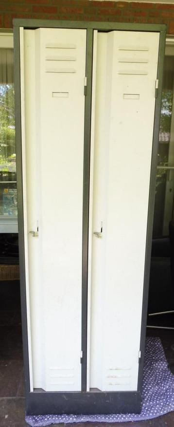Unieke locker kast lockerkast 2 deurs top kwaliteit hang leg beschikbaar voor biedingen