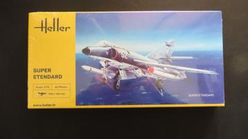 Super Etendard (2) Heller beschikbaar voor biedingen