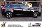 Volvo V40 1.5 T3 152 pk Aut. Polar+ Sport, Panoramadak, Adap, 4 cilinders, Zwart, Origineel Nederlands, Bedrijf