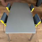 Leolux eettafel Niobe + 4x stoelen Orchid, Ophalen, Gebruikt, Modern, 4 tot 6 stoelen