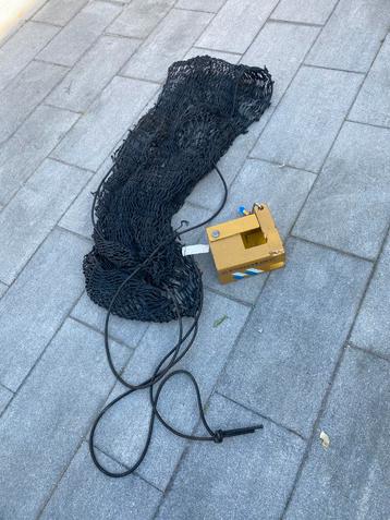 Aanhanger spullen slot net en zeil beschikbaar voor biedingen