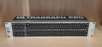 Behringer Ultragraph Pro FBQ3102 equalizer