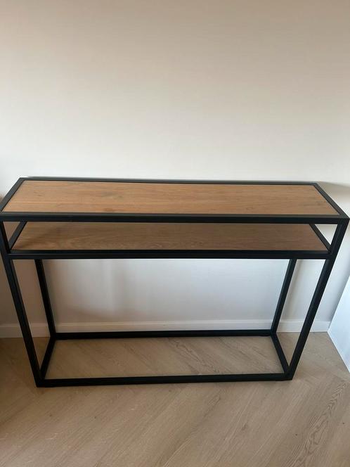 Mooie en stevige sidetable, Huis en Inrichting, Tafels | Sidetables, Zo goed als nieuw, 25 tot 50 cm, 100 tot 150 cm, Rechthoekig