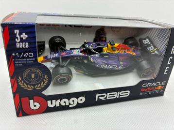 39692: Red Bull RB19 - Max Verstappen - Las Vegas GP 2023 beschikbaar voor biedingen