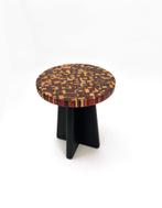 Chaotisch kopshouten bijzettafeltje, Ophalen, Minder dan 55 cm, Rond, Nieuw