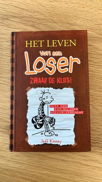 Jeff Kinney - Zwaar de klos beschikbaar voor biedingen