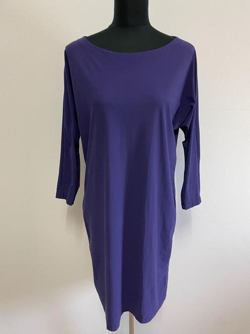 J63 - Paarse LaDress jurk maat L (1), Kleding | Dames, Jurken, Zo goed als nieuw, Maat 38/40 (M), Paars, Onder de knie, Verzenden