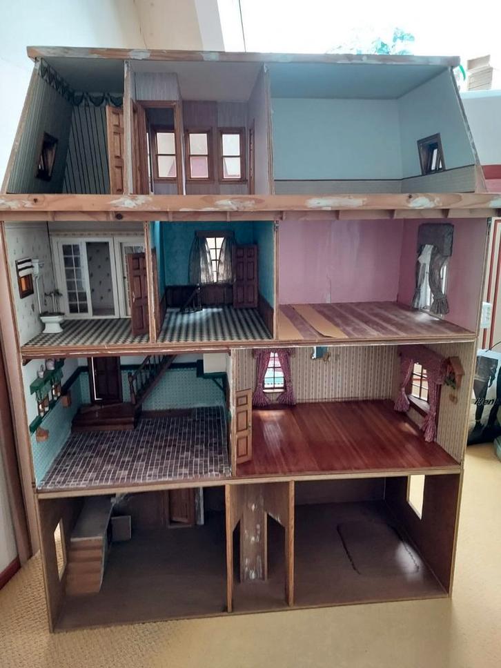 Poppenhuis, Kinderen en Baby's, Speelgoed | Poppenhuizen, Gebruikt, Poppenhuis, Ophalen