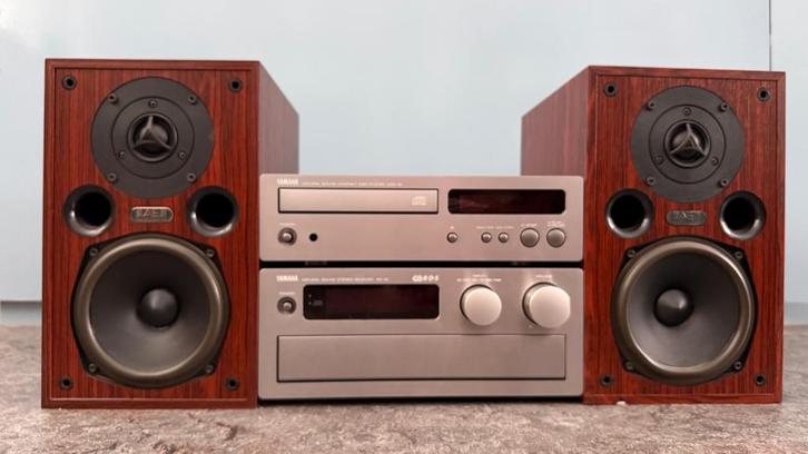 Yamaha stereo set, Audio, Tv en Foto, Stereo-sets, Zo goed als nieuw, Cd-speler, Tuner of Radio, Speakers, Overige merken, Losse componenten
