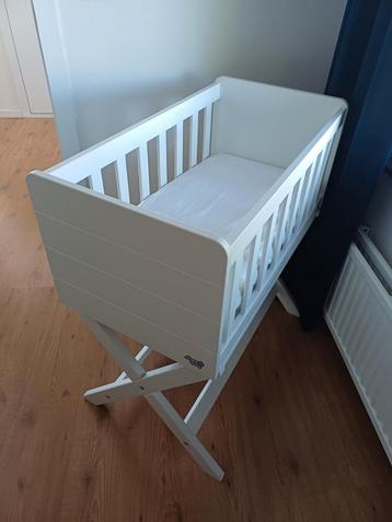 Happy Baby Wiegje met matras- Zo Goed Als Nieuw! beschikbaar voor biedingen