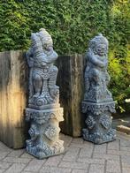 Set Balinese poortwachters met zuilen / Tuinbeelden, Tuin en Terras, Tuinbeelden, Ophalen, Nieuw, Beton, Overige typen