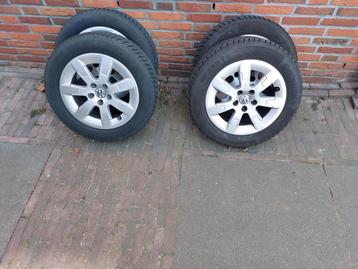 VW Polo Bluemotion 2010-2014 winterbanden op velg beschikbaar voor biedingen