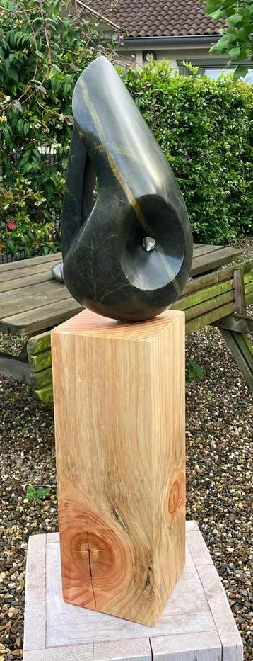 Sculptuur: The beginning of life - by Caye beschikbaar voor biedingen