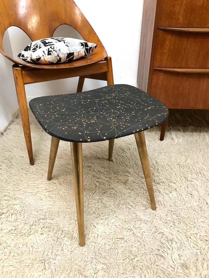 Prachtige kaptafel kruk uit de jaren 50 Vintage Rockabilly, Huis en Inrichting, Krukjes, Gebruikt, Hout, Ophalen of Verzenden