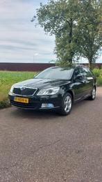 Skoda Octavia combi 1.2 tsi Elegance!, Auto's, Skoda, Voorwielaandrijving, Stof, Zwart, 4 cilinders