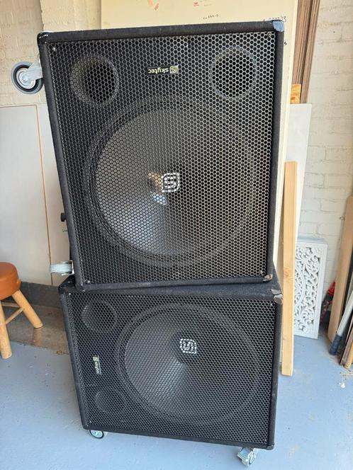 Skytec 18” Actieve Subwoofers (2 stuks), Muziek en Instrumenten, Versterkers | Keyboard, Monitor en PA, Gebruikt, Overige typen
