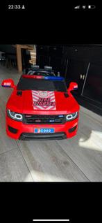 Elektrisch bestuurbare brandweerauto 2 persoons, Kinderen en Baby's, Ophalen, Zo goed als nieuw, Afstandsbediening