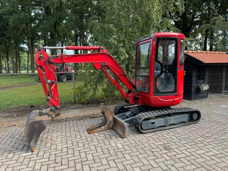 IHI NX30-2 Binnendraaier minigraver (bj 2005), Zakelijke goederen, Machines en Bouw | Kranen en Graafmachines, Graafmachine