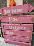 Leuke houten decoratie voor een 50 ste verjaardag (Sarah), Hobby en Vrije tijd, Feestartikelen, Ophalen, Gebruikt, Versiering