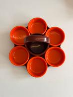 Leuke hapjes retro schaal, Huis en Inrichting, Ophalen of Verzenden, Gebruikt, Oranje, Schaal