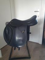 Wintec springzadel 17 inch, Dieren en Toebehoren, Paarden en Pony's | Zadels, Ophalen of Verzenden, Gebruikt, Springen